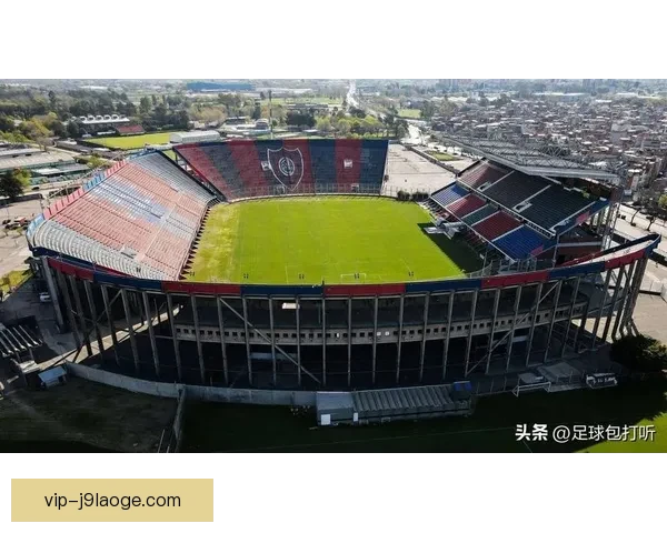 深度解析奥斯梅恩对巴西欧协联之战关键数据背后隐藏的全战术逻辑